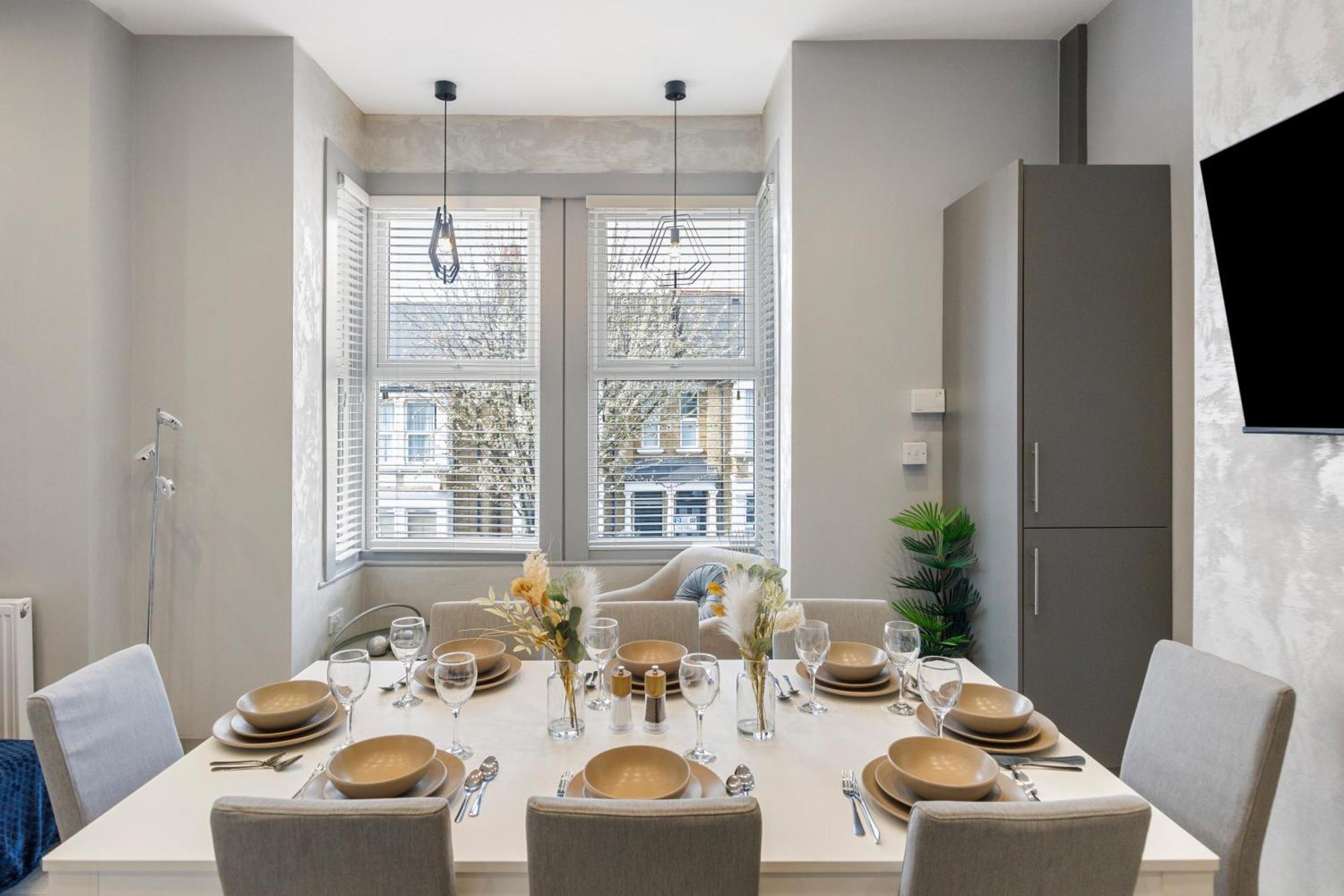 Wembley Luxury 3 Bedroom London Exterior foto